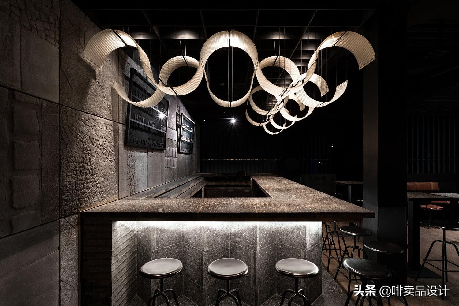 酒吧木地板图片_酒吧舞台地面用什么材料_酒吧舞台木地板