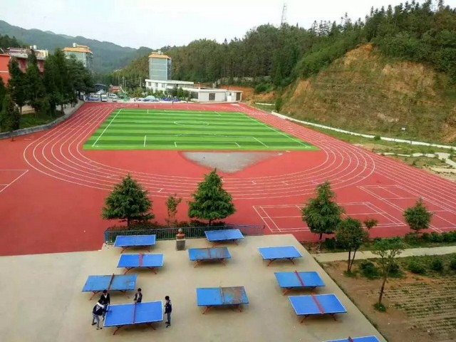 舞台地板用什么颜色_舞台木地板选什么颜色好_地板选舞台木颜色好不好