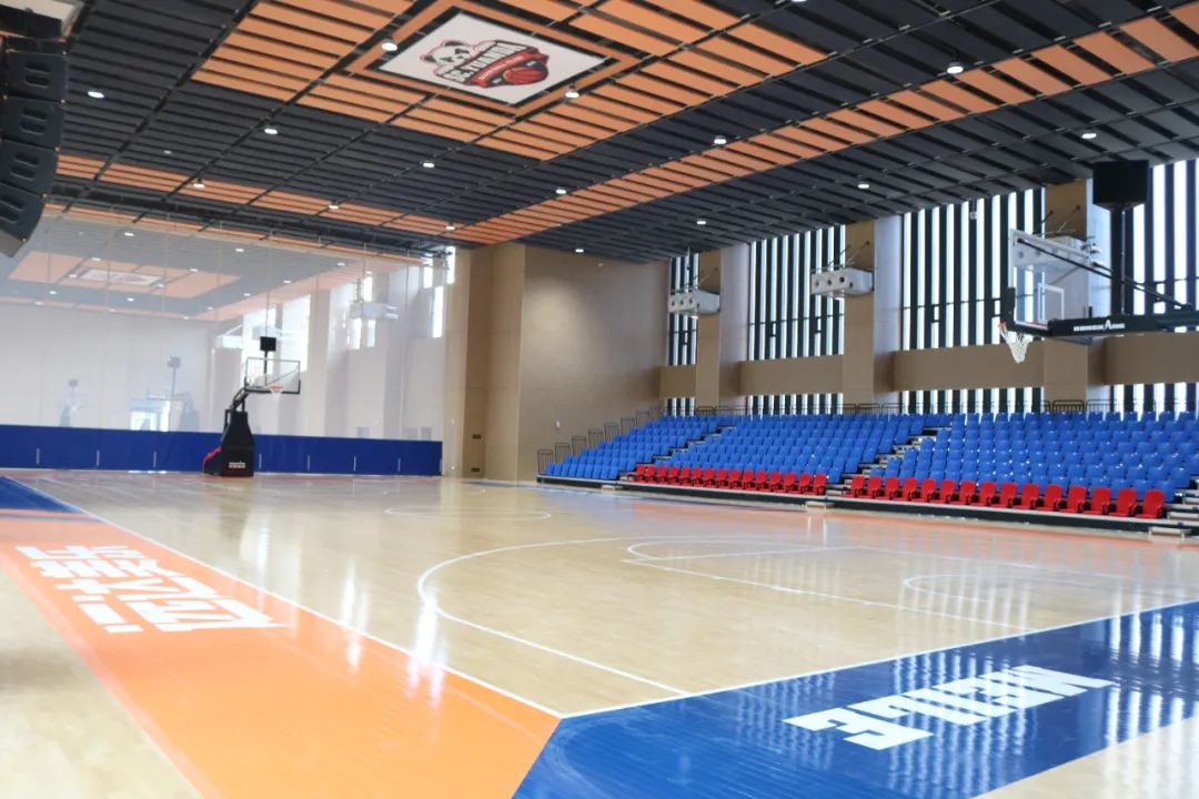 体育地板怎么安装_体育馆木地板施工工艺_体育馆木地板安装